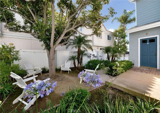 2nd image of 105 N Broadway #E, Redondo Beach, CA 90277 | MLS# SB26128194