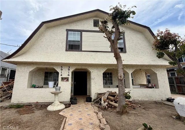 1st image of 3914 Wisconsin Pl, Los Angeles, CA 90037 | MLS# DW26128343