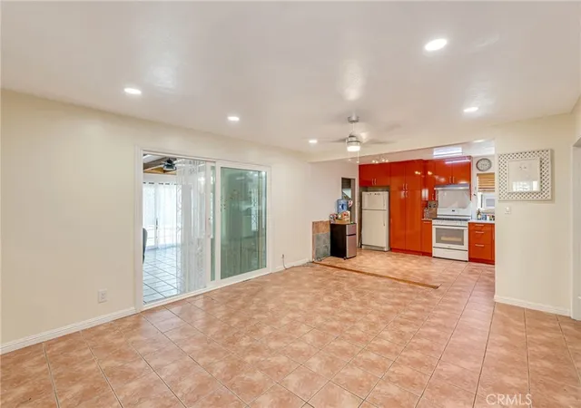 Photo 3 of Single family home for sale at 3440 Mono Dr, Riverside, CA 92506 | MLS# IV26128376 | Listing updated on 2026-09-04