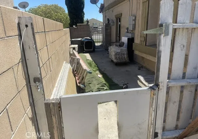 Photo 68 of Single family home for sale at 18218 Laguna Pl, Fontana, CA 92336 | MLS# DW26128382 | Listing updated on 2026-10-04