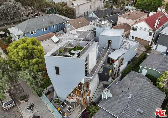 68th image of 513 Grand Blvd, Venice, CA 90291 | MLS# 26846389