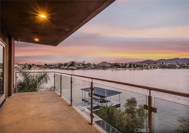 4th image of 29743 Buggywhip Ct, Canyon Lake, CA 92587 | MLS# SW26128402