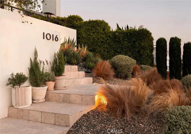 Homes for sale in Palos Verdes Estates, CA | 1016 Via Romero, Palos Verdes Estates, CA 90274 | MLS# PV26124947