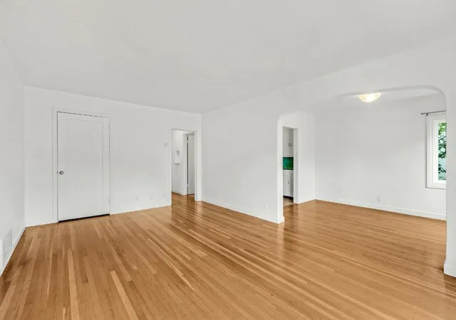 5th image of 476 42Nd St, Oakland, CA 94609 | MLS# ML82050796