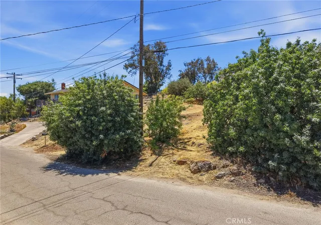 3rd image of 0 N Scenic Dr, Porterville, CA 93257 | MLS# PI26127763