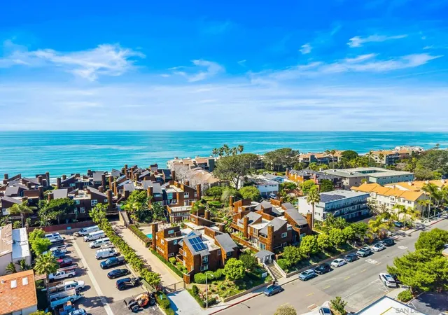 2nd image of 325 S Sierra Ave, Solana Beach, CA 92075
