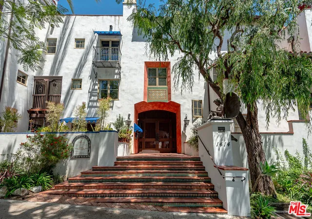 Homes for sale in Los Angeles, CA | 1414 N Harper Ave #10, Los Angeles, CA 90046 | MLS# 26845655