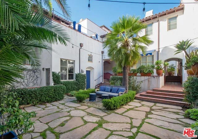 Homes for sale in Los Angeles, CA | 1414 N Harper Avenue, Los Angeles, CA 90046 | Houzeo