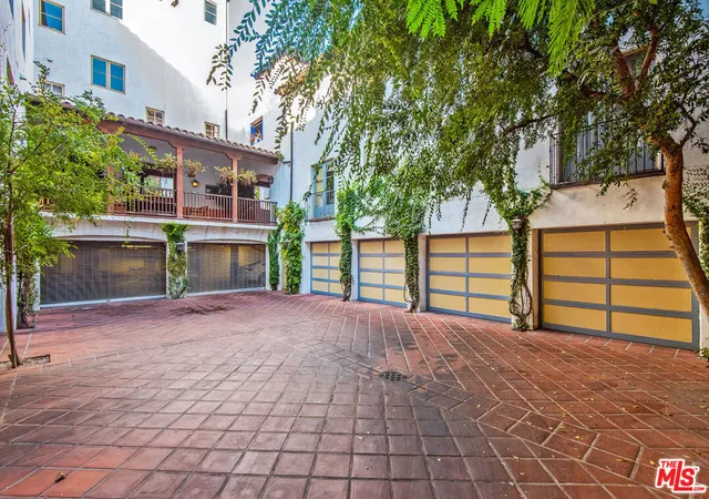 Homes for sale in Los Angeles, CA | 1414 N Harper Ave #10, Los Angeles, CA 90046 | MLS# 26845655