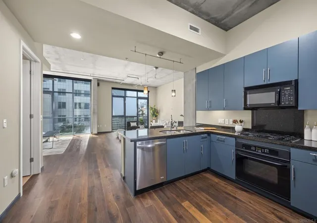 Homes for sale in San Diego, CA | 527 10th Ave #302, San Diego, CA 92101 | MLS# 260014283SD