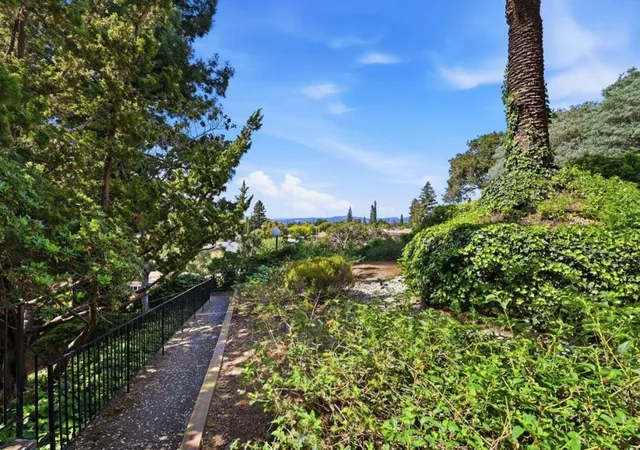 20th image of 1510 E St #23, Fairview, CA 94541 | MLS# ML82050819
