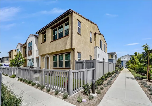 3rd image of 256 Hazel Dr, Rancho Mission Viejo, CA 92694 | MLS# TR26128481