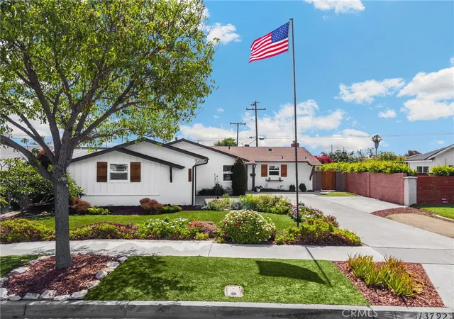 Homes for sale in Westminster, CA | 13792 Willow Ln, Westminster, CA 92683 | MLS# PW26128095