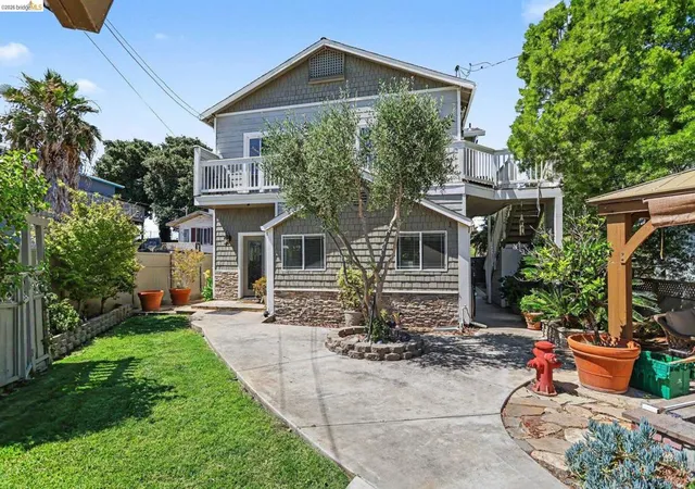 Homes for sale in Bethel Island, CA | 611 Riverview Pl, Bethel Island, CA 94511 | MLS# 41138154