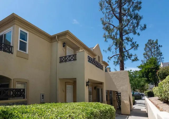 Homes for sale in Chula Vista, CA | 2023 Lakeridge Circle, #204, Chula Vista, CA 91913 | MLS# PTP2604532
