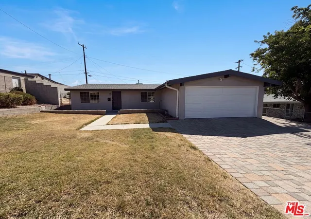 Photo 1 of Sale Pending at 19016 Felbridge St, Canyon Country, CA 91351 | MLS# 26846443 | Listing updated on 2026-09-17