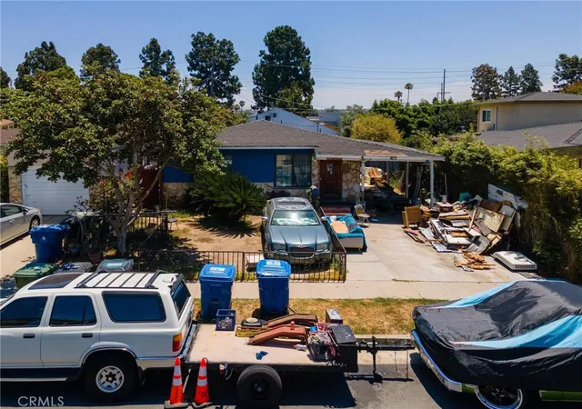 Photo 1 of Sale Pending at 12440 Wagner St, Los Angeles, CA 90066 | MLS# PV26127971 | Listing updated on 2026-10-01