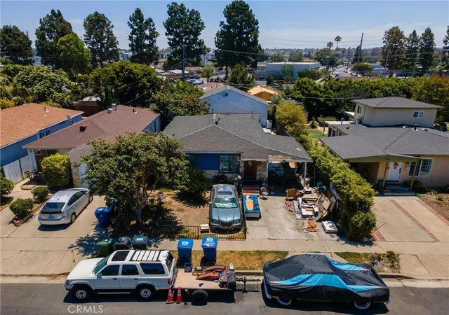 Photo 2 of Sale Pending at 12440 Wagner St, Los Angeles, CA 90066 | MLS# PV26127971 | Listing updated on 2026-10-01