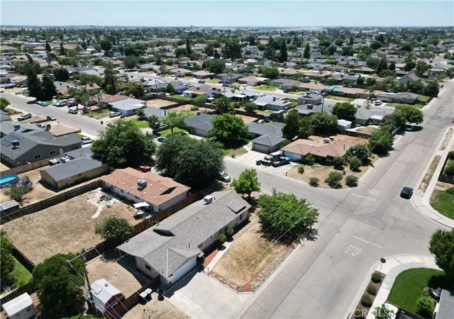 Homes for sale in Tulare, CA | 2081 E Stockham, Tulare, CA 93274 | MLS# FR26127211
