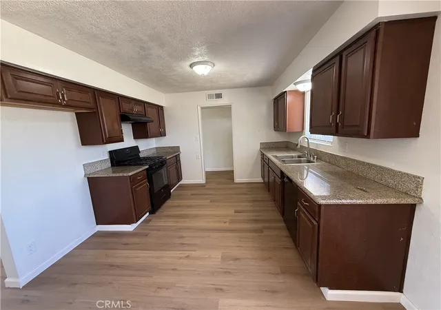 Homes for sale in Tulare, CA | 2081 E Stockham, Tulare, CA 93274 | MLS# FR26127211