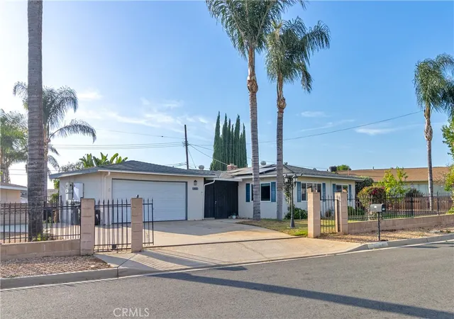 Photo 2 of Single family home for sale at 160 Summit View, Calimesa, CA 92320 | MLS# IV26128614 | Listing updated on 2026-09-29