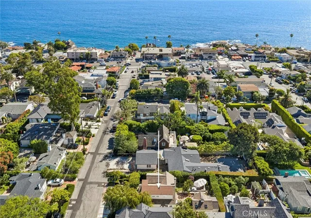 Homes for sale in Laguna Beach, CA | 376 Diamond, Laguna Beach, CA 92651 | MLS# LG26123981