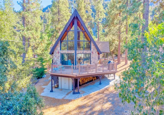 Single family home for sale at 1604 Blackbird, Wrightwood, CA 92397 | MLS# HD26112047