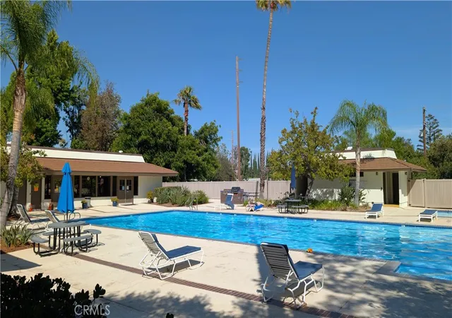 1st image of 22304 Devonshire St #4, Chatsworth, CA 91311 | MLS# SR26127519