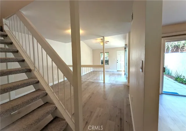 3rd image of 22304 Devonshire St #4, Chatsworth, CA 91311 | MLS# SR26127519