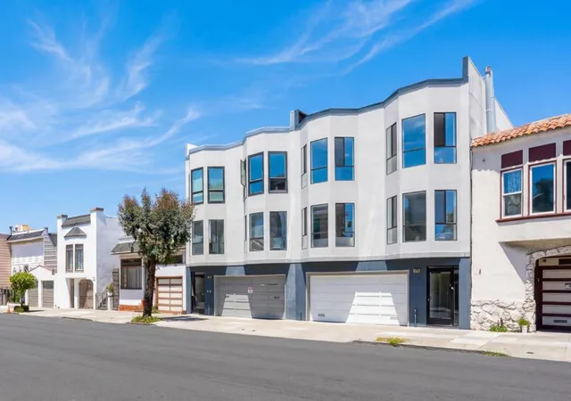 3rd image of 1630 Oakdale Ave, San Francisco, CA 94124 | MLS# ML82049693