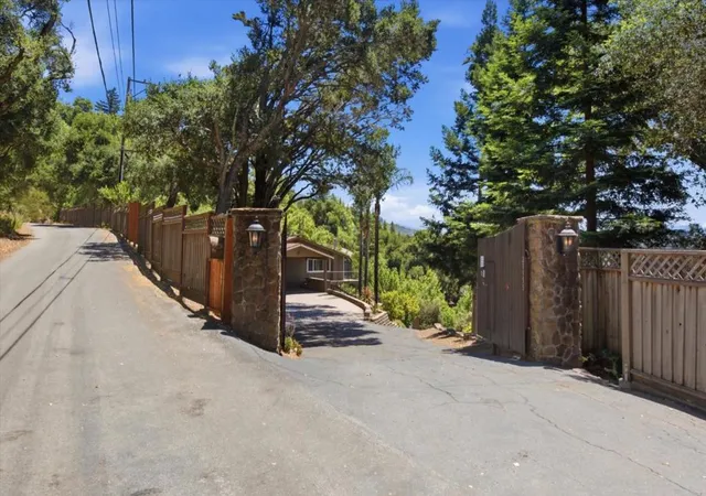 Photo 4 of Single family home for sale at 20955 Panorama Dr, Los Gatos, CA 95033 | MLS# ML82047653 | Listing updated on 2026-10-04