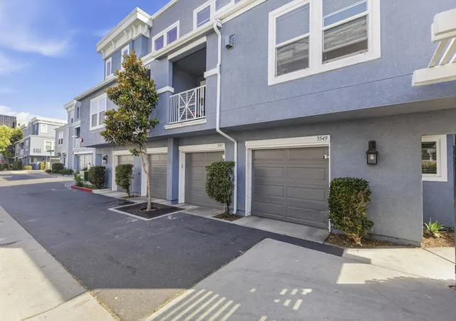 Condo for sale at 3549 Shoreline Blf Ln, San Diego, CA 92110 | MLS# 260014315SD | Listing updated on 2026-07-11