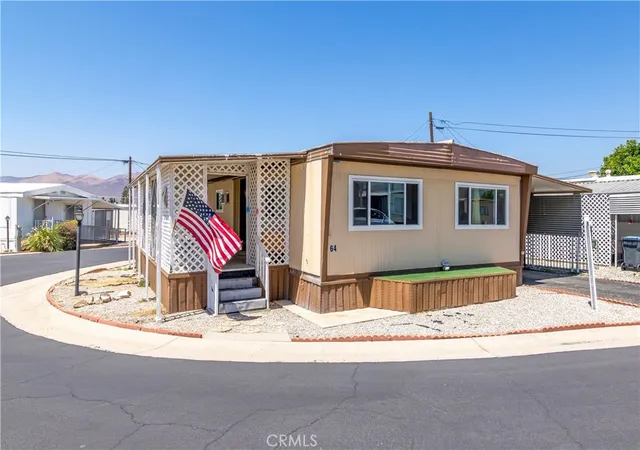 Homes for sale in Hemet, CA | 43601 E Florida Ave #64, Hemet, CA 92544 | MLS# SW26128648