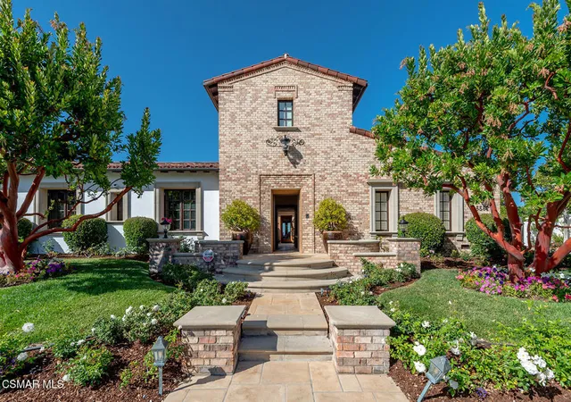 Homes for sale in Calabasas, CA | 25581 Prado De Azul, Calabasas, CA 91302 | MLS# 226002764