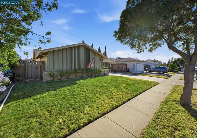 Homes for sale in Newark, CA | 35135 Charmwood Ct, Newark, CA 94560 | MLS# 41138187