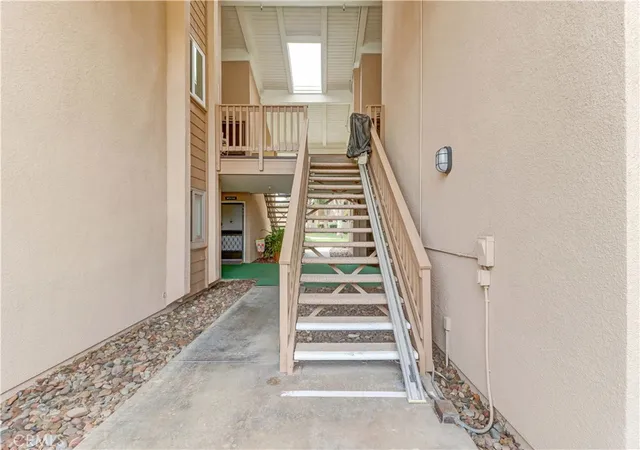 Homes for sale in Huntington Beach, CA | 8877 Lauderdale Ct, Huntington Beach, CA 92646