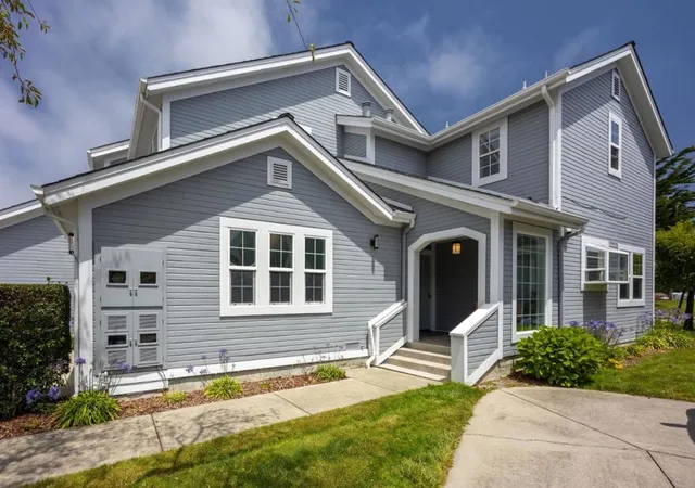 Homes for sale in Half Moon Bay, CA | 12 Bayhill Pl, Half Moon Bay, CA 94019 | MLS# ML82048506