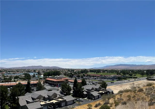 3rd image of 18035 Wildwood, Victorville, CA 92395 | MLS# HD26128544