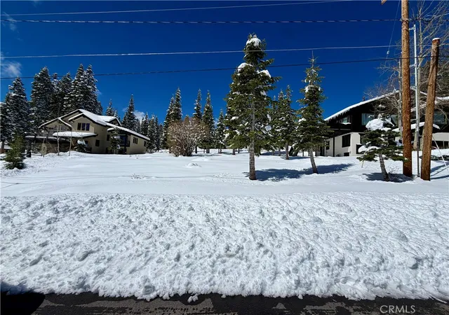 Homes for sale in Truckee, CA | 11784 Rhineland, Truckee, CA 96161 | MLS# OC26128826