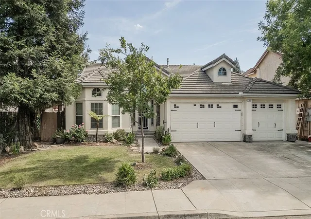 Single family home for sale at 6589 E Michigan, Fresno, CA 93727 | MLS# FR26128840