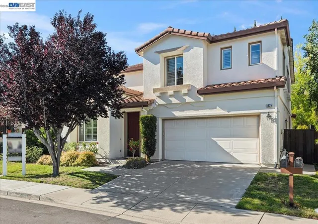 Homes for sale in Dublin, CA | 5625 Applegate Way, Dublin, CA 94568 | MLS# 41138217
