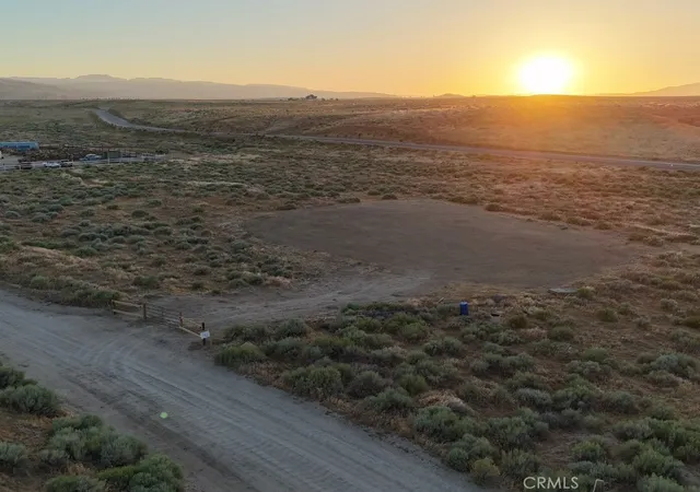 Photo 1 of Land for sale at 0 Munz Ranch, Lancaster, CA 93536 | MLS# WS26127251 | Listing updated on 2026-09-17