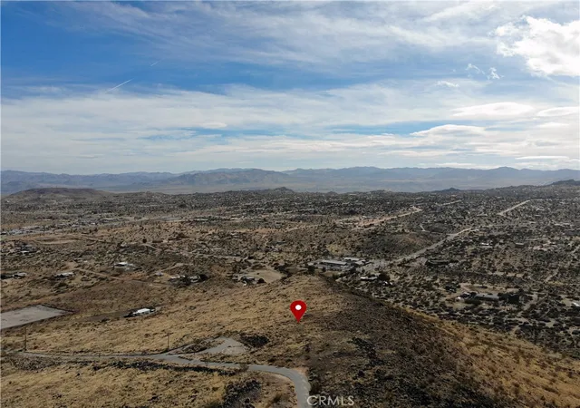 4th image of 56365 Terra Vista Dr, Yucca Valley, CA 92284 | MLS# JT26128919