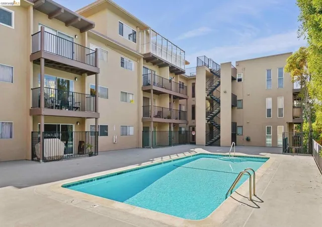 Homes for sale in Oakland, CA | 425 Orange St #202, Oakland, CA 94610 | MLS# 41138225