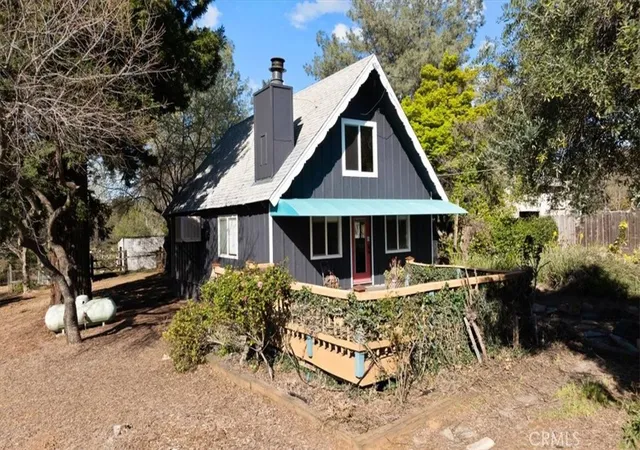 Photo 2 of Single family home for sale at 371 Ward Blvd, Oroville, CA 95966 | MLS# OR26128948 | Listing updated on 2026-09-12