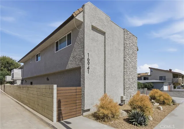 Homes for sale in Huntington Beach, CA | 16941 Hoskins, Huntington Beach, CA 92649 | MLS# OC26128187