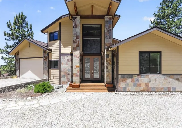 Homes for sale in Pine Mountain Club, CA | 15117 Chestnut Dr, Pine Mountain Club, CA 93222 | MLS# SR26124273