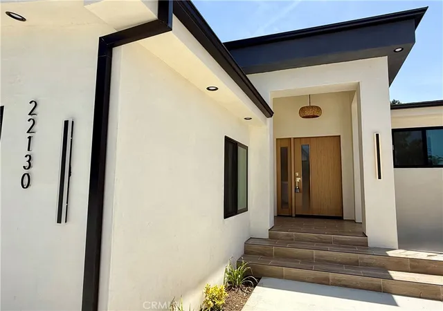 Homes for sale in Canoga Park, CA | 22130 Gault St, Canoga Park, CA 91303 | MLS# SR26128769