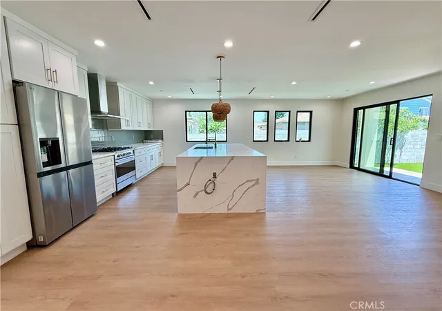 Homes for sale in Canoga Park, CA | 22130 Gault St, Canoga Park, CA 91303 | MLS# SR26128769