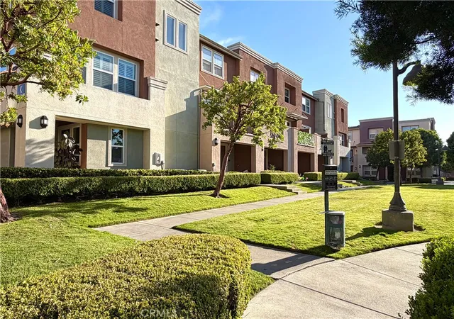 Homes for sale in Compton, CA | 500 N Willowbrook #M3, Compton, CA 90220 | MLS# PW26128999